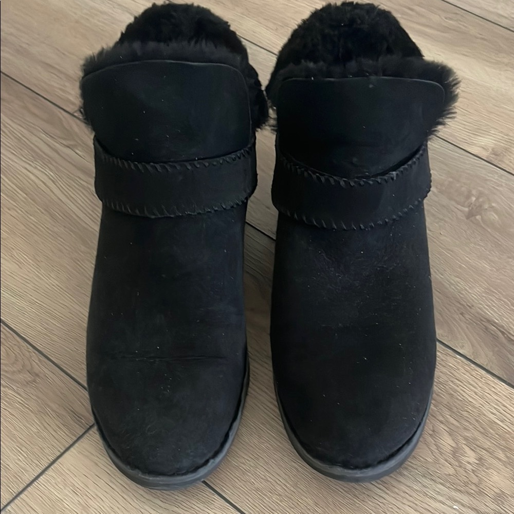 Women's UGG Black Fur-Lined Ankle Boots